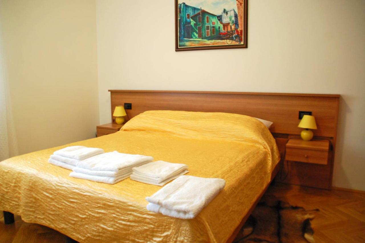Apartment Branko With Free Parking อิตชิชี ภายนอก รูปภาพ