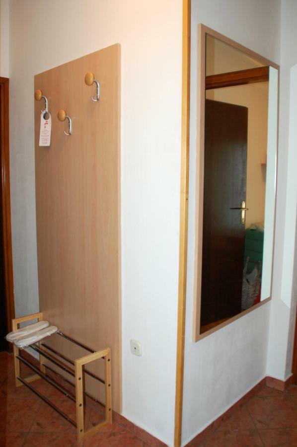 Apartment Branko With Free Parking อิตชิชี ภายนอก รูปภาพ